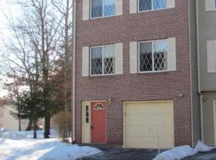 2 Burberry Ct #U, Merrimack, NH 03054
