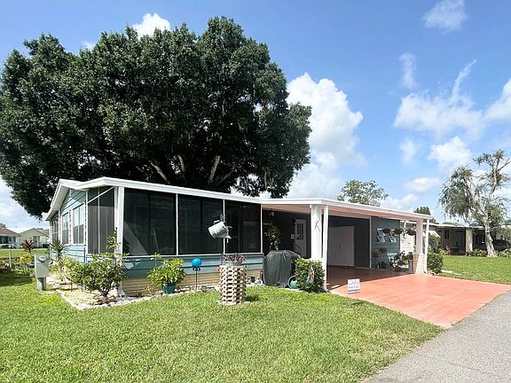 3rd image of 110 Country Ln