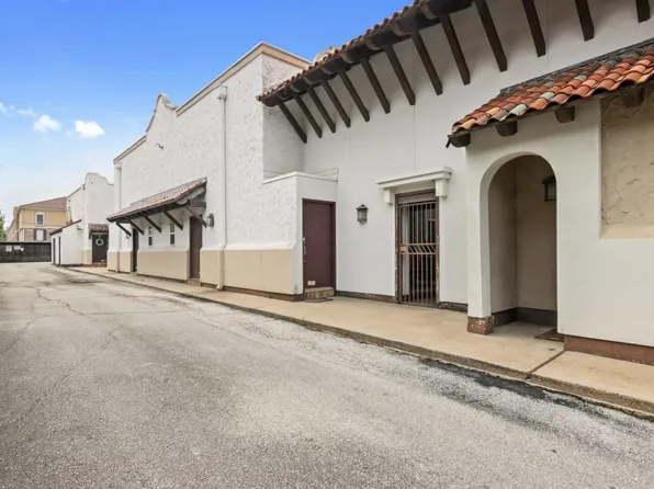 2744 Briarhurst Dr APT 49, Houston, TX 77057