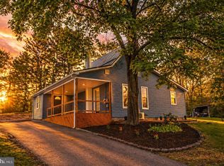 320 Long Run Rd, Mill Hall, PA 17751
