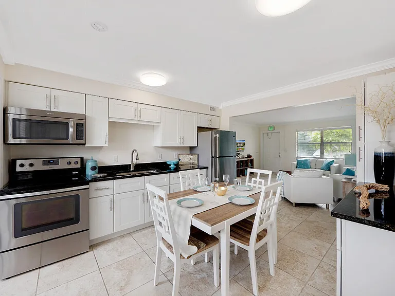 1236 Beach Rd #2 — Photo 15