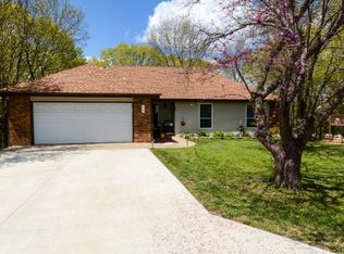39 Northwoods Dr, Kimberling City, MO 65686
