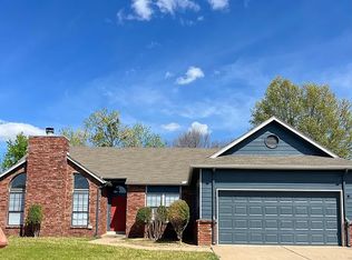 4141 S Dogwood Ave W, Broken Arrow, OK 74011