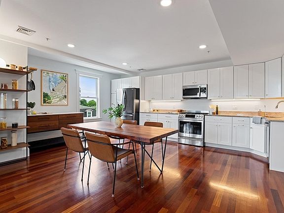2nd image of 6 Highland Ave #3