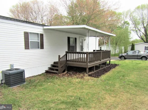 298 Rips Dr, Lothian, MD 20711