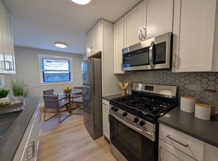 (Undisclosed Address), Chicago, IL 60657