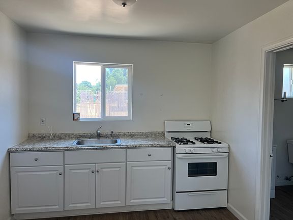 2nd image of 34548 Avenue H