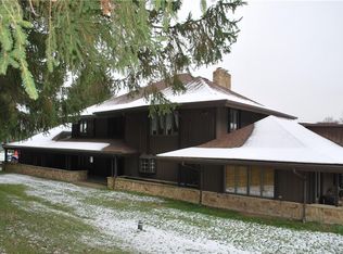 9940 Chardon Rd, Chardon, OH 44024