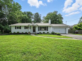 8994 Kenwood Rd, Blue Ash, OH 45242