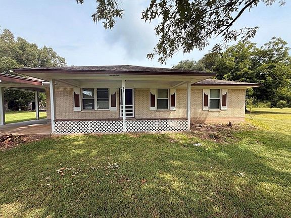 2nd image of 302 Channelview Dr