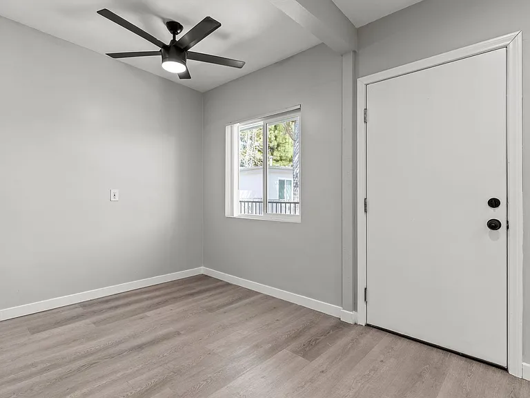 9632 Ball Road — Photo 17