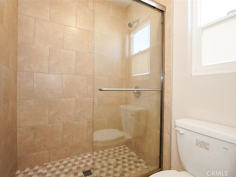 21432 McIntosh Ln — Photo 8