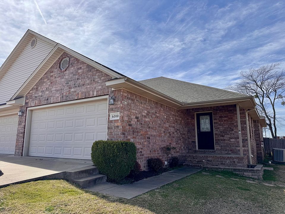 1st image of 6100 White Oak Cir