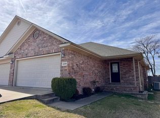 6100 White Oak Cir, Fort Smith, AR 72916