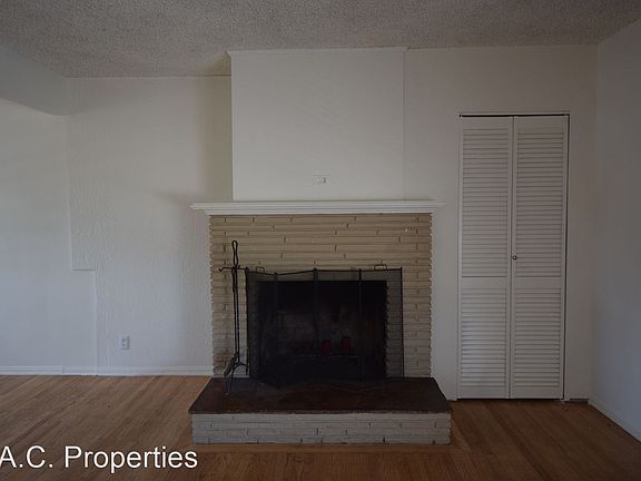 3rd image of 5923 Fair Ave