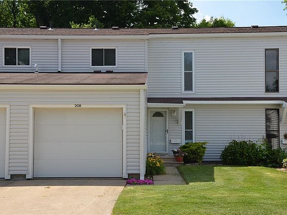 2nd image of 208 Deepwood Dr