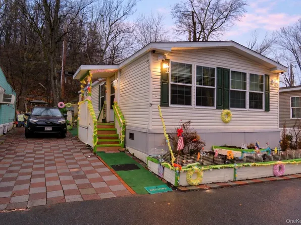 451 Call Hollow Road #15, Stony Point, NY 10980