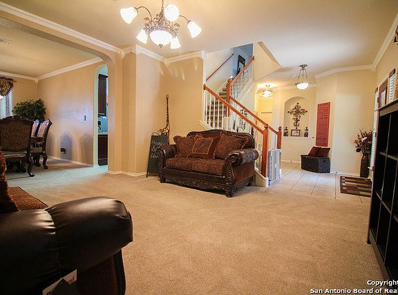 4th image of 510 Capot Court Ln