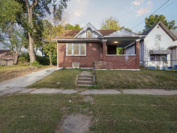 918 S 3rd St, Rockford, IL 61104