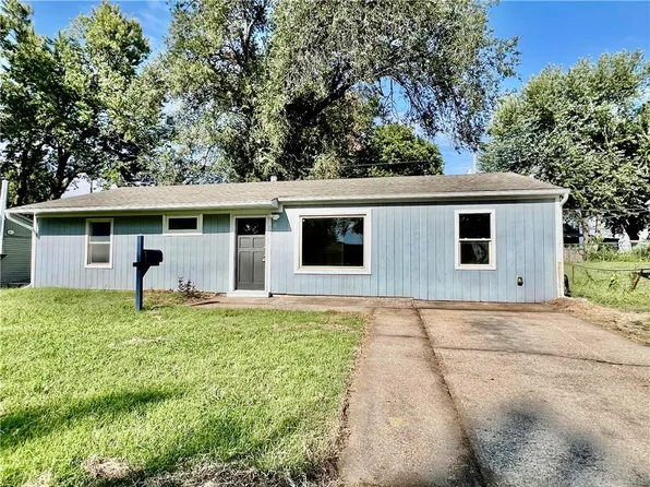 1310 N Indian Ln, Independence, MO 64056