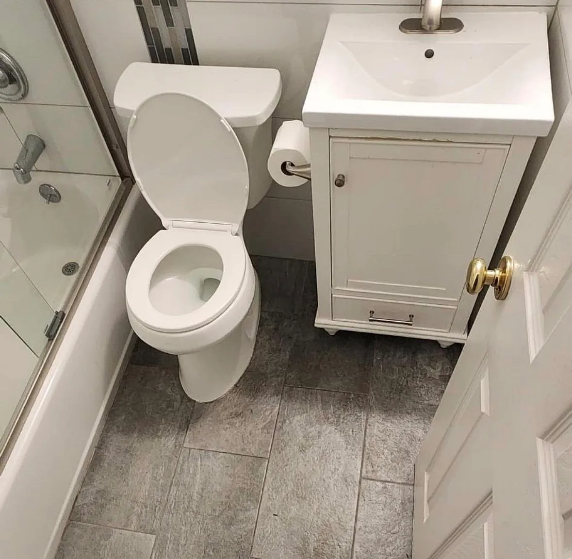 1 bed, $1,100 — Photo 3