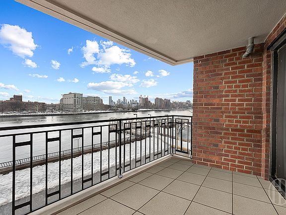5th image of 45 E End Ave APT 3B