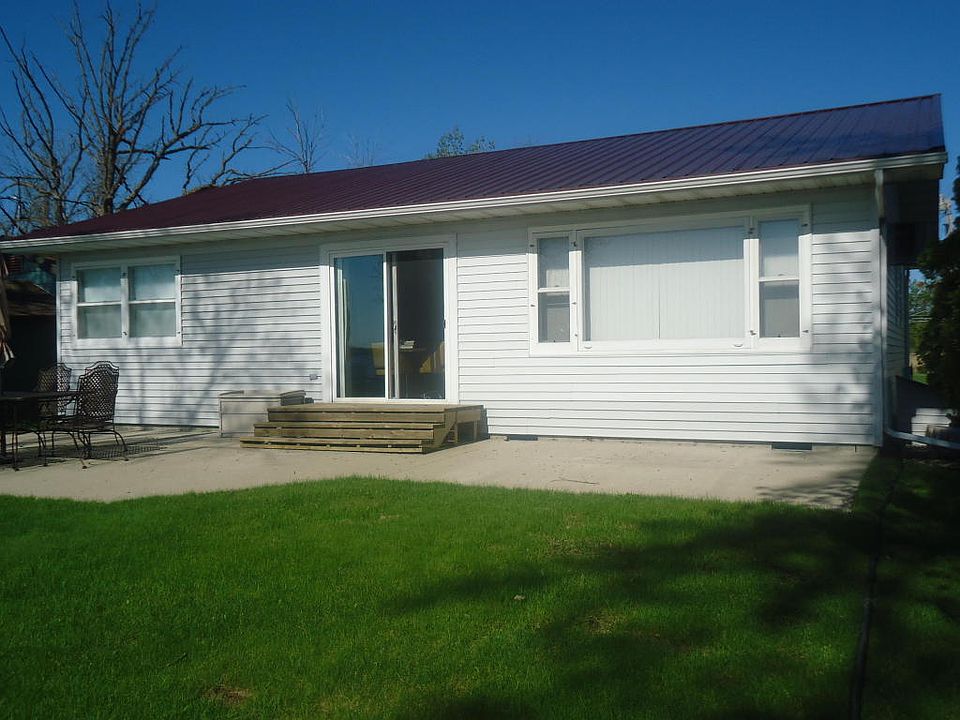 1st image of 47862 Dunn Ln