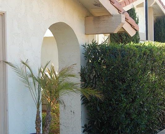 2nd image of 724 Calle Contento