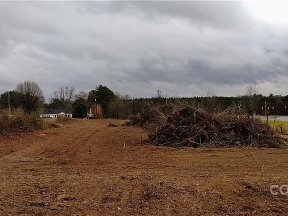 3rd image of LOT Henry Rose Dr