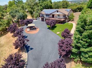 2694 Burgard Ln, Auburn, CA 95603