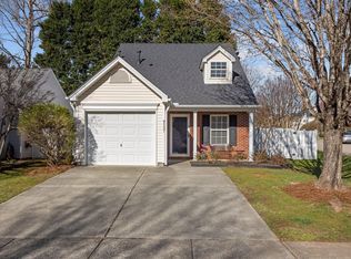 9137 Colony Village Ln, Raleigh, NC 27617