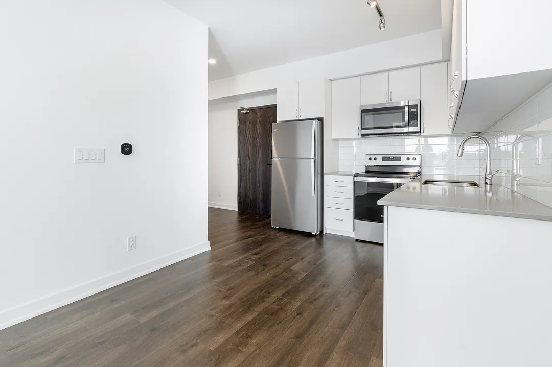 56 Lakeside Ter, Barrie, ON L4M 0L4, Canada — Photo 4