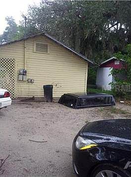 2nd image of 614 Pine Ave S