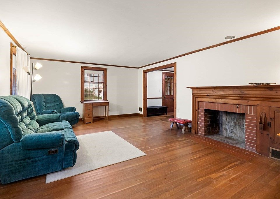 14 Brimbal Ave, Beverly, MA 01915 Zillow