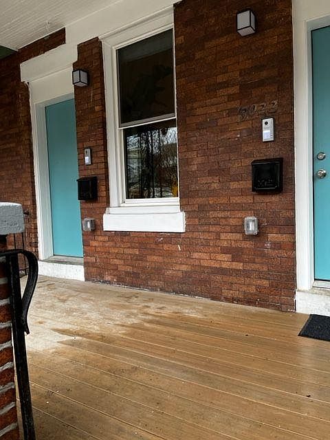 1st image of 5022 Walton Ave Floor 2