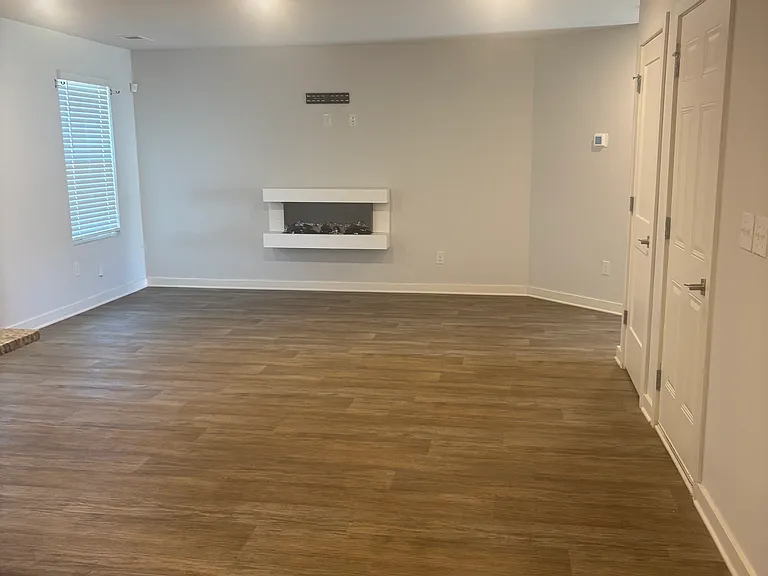 221 Overlook Rd — Photo 5