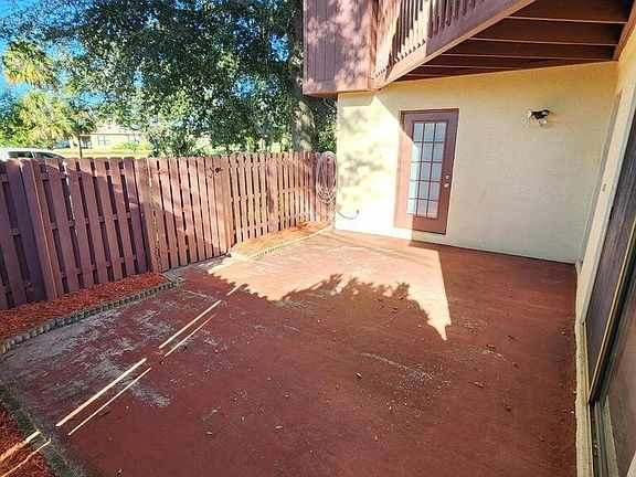 2nd image of 2595 S Park Ave
