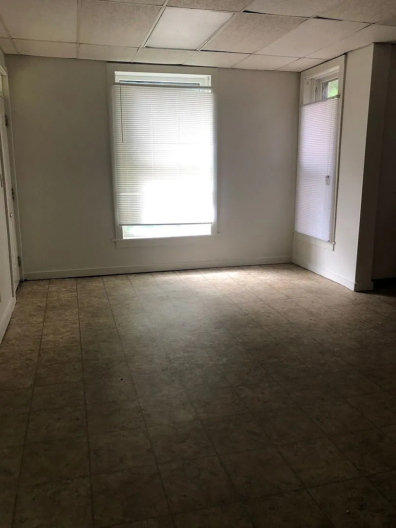 1115 N College — Photo 4