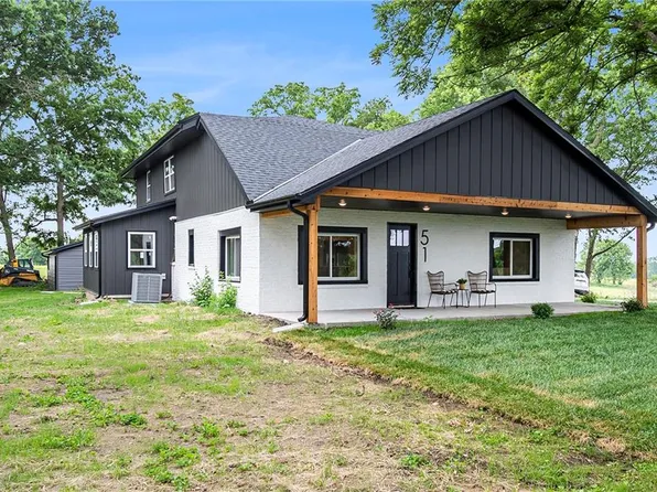 51 SE 208th St, Holt, MO 64048