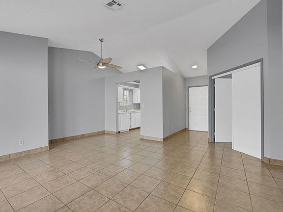 5th image of 2826 Scotch Heather St