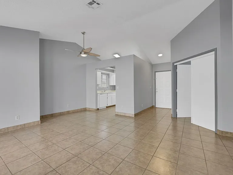 2826 Scotch Heather St — Photo 5