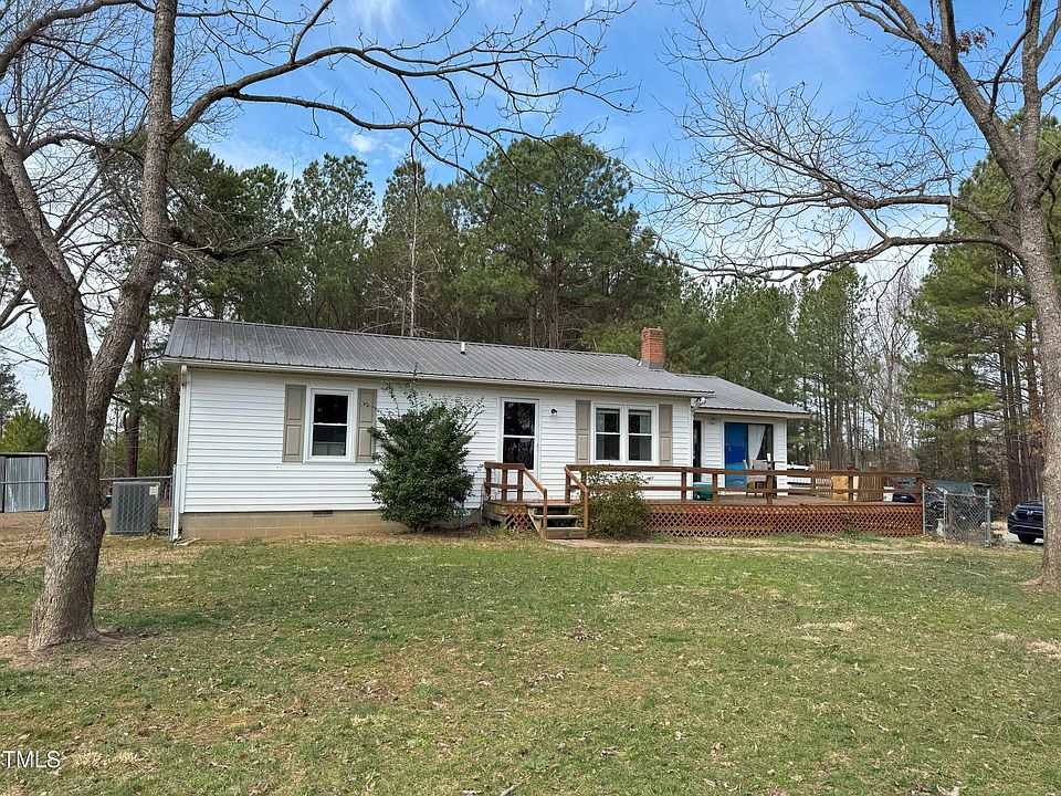 1st image of 322 Blackstone Rd