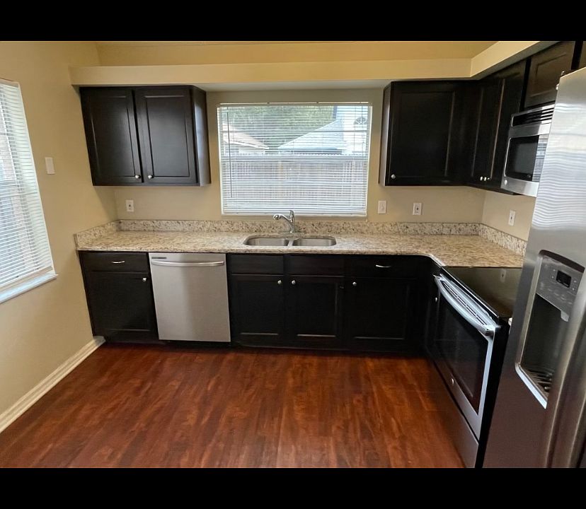 1st image of 501 Whittingham Pl