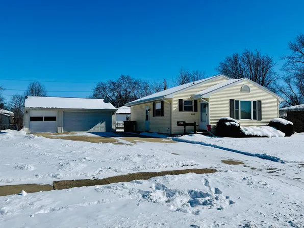 2145 S Palm St, Janesville, WI 53546