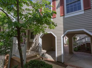 2923 S Woodstock St #A, Arlington, VA 22206