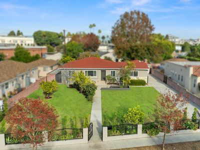 4242 Grand View Blvd, Los Angeles, CA, 90066