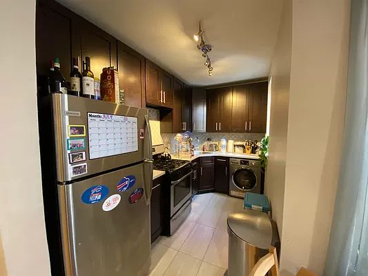 3rd image of 654 Saint Marks Ave APT 2C