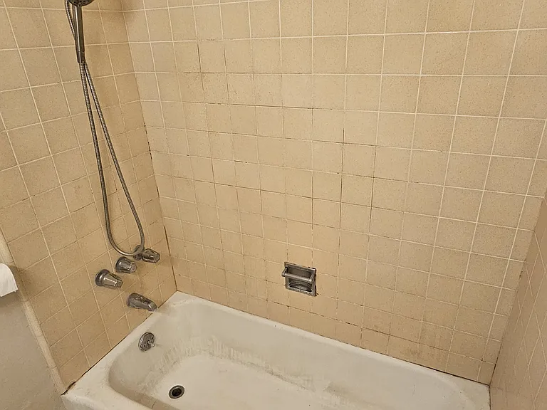 209 W Linden Ave — Photo 10