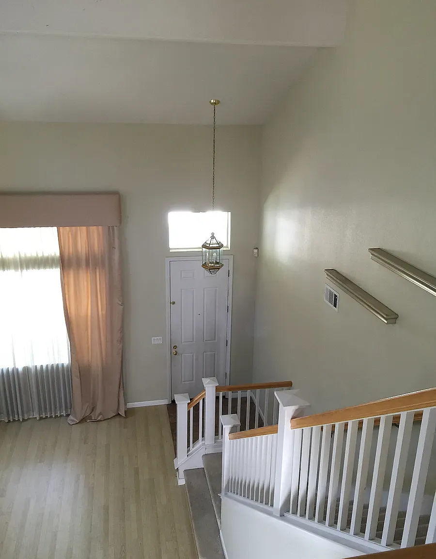 3 bed, 2.5 bath, 1704 sqft, $4,300 — Photo 3