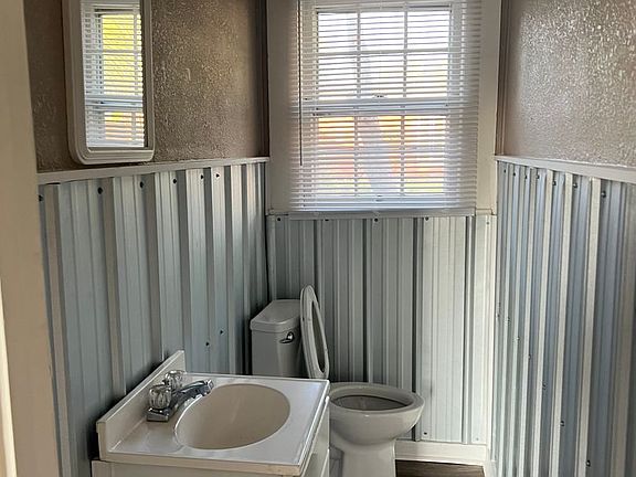 5th image of 28 N 2nd St #218B